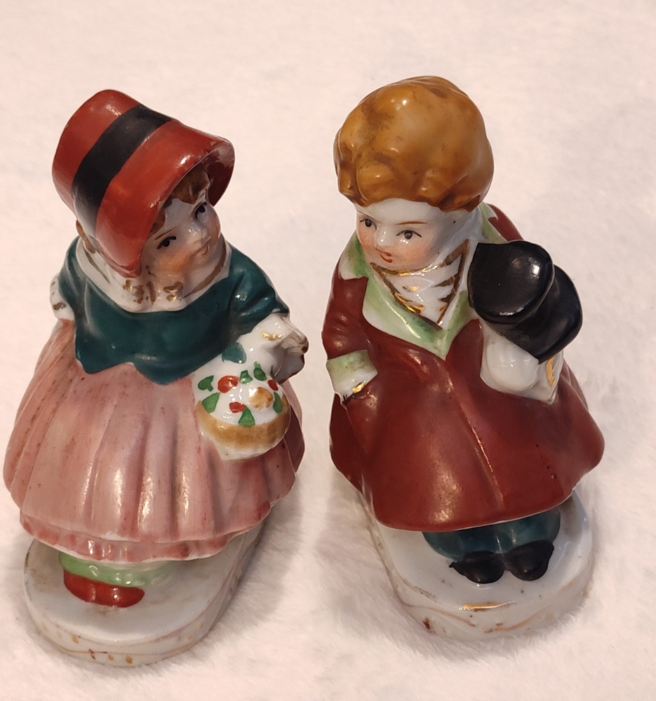 Vintage Occupied Japan Book Ends Figurines